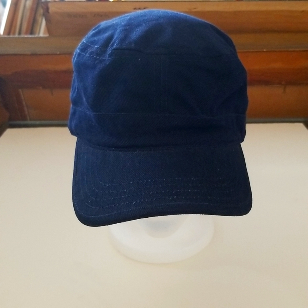 Roots Athletics - Unisex - Navy Victory Cap Size: S